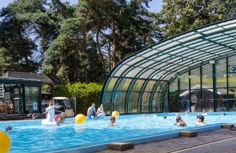 Het zwembad op de Simonshoek is weer geopend!