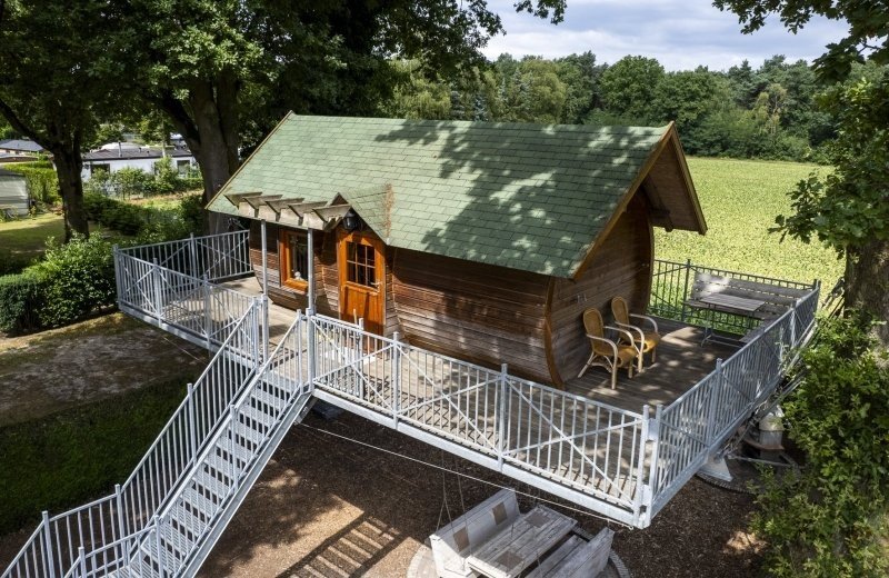 Boomhut Boszicht - Inclusief houtgestookte hottub